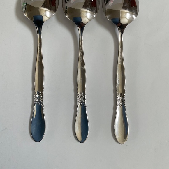 6 Place/soup spoon Wallace POISE Stanless Glossy Silverware - Picture 16 of 16